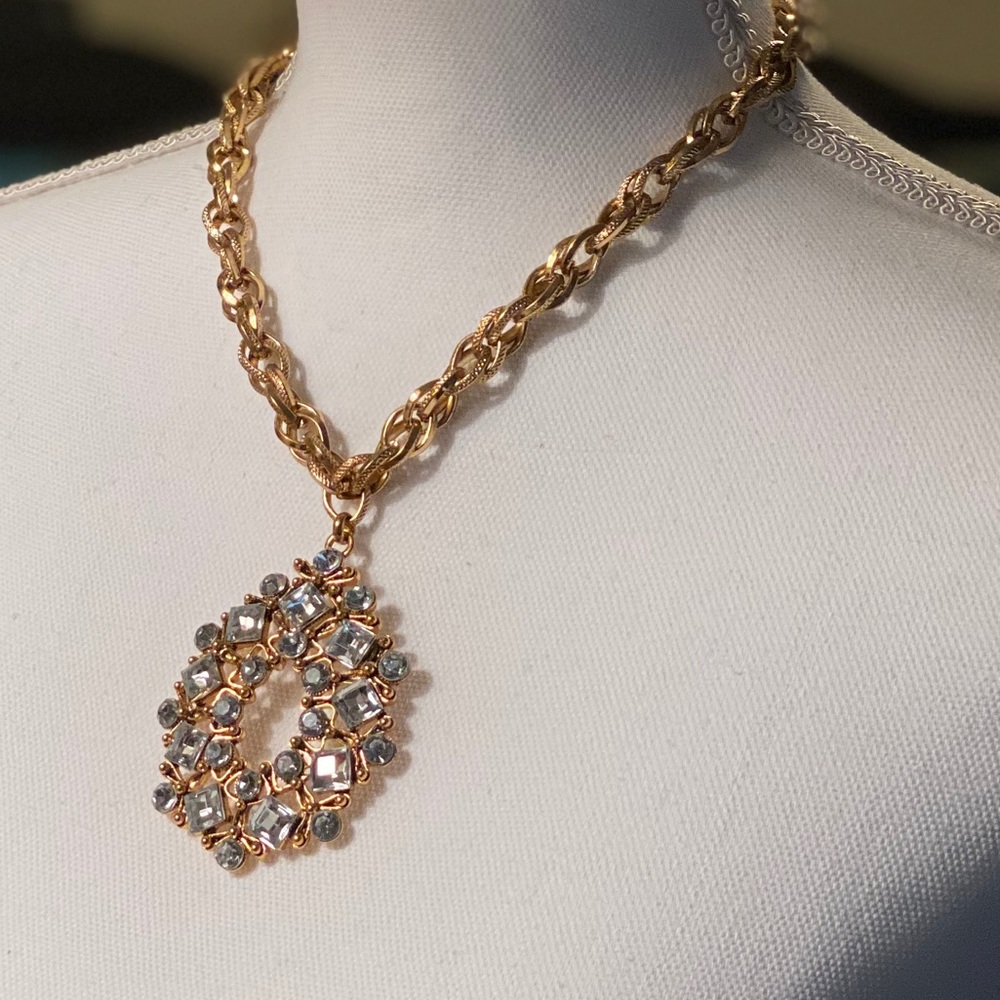 Vintage Gold & Rhinestone 20” adjustable necklace